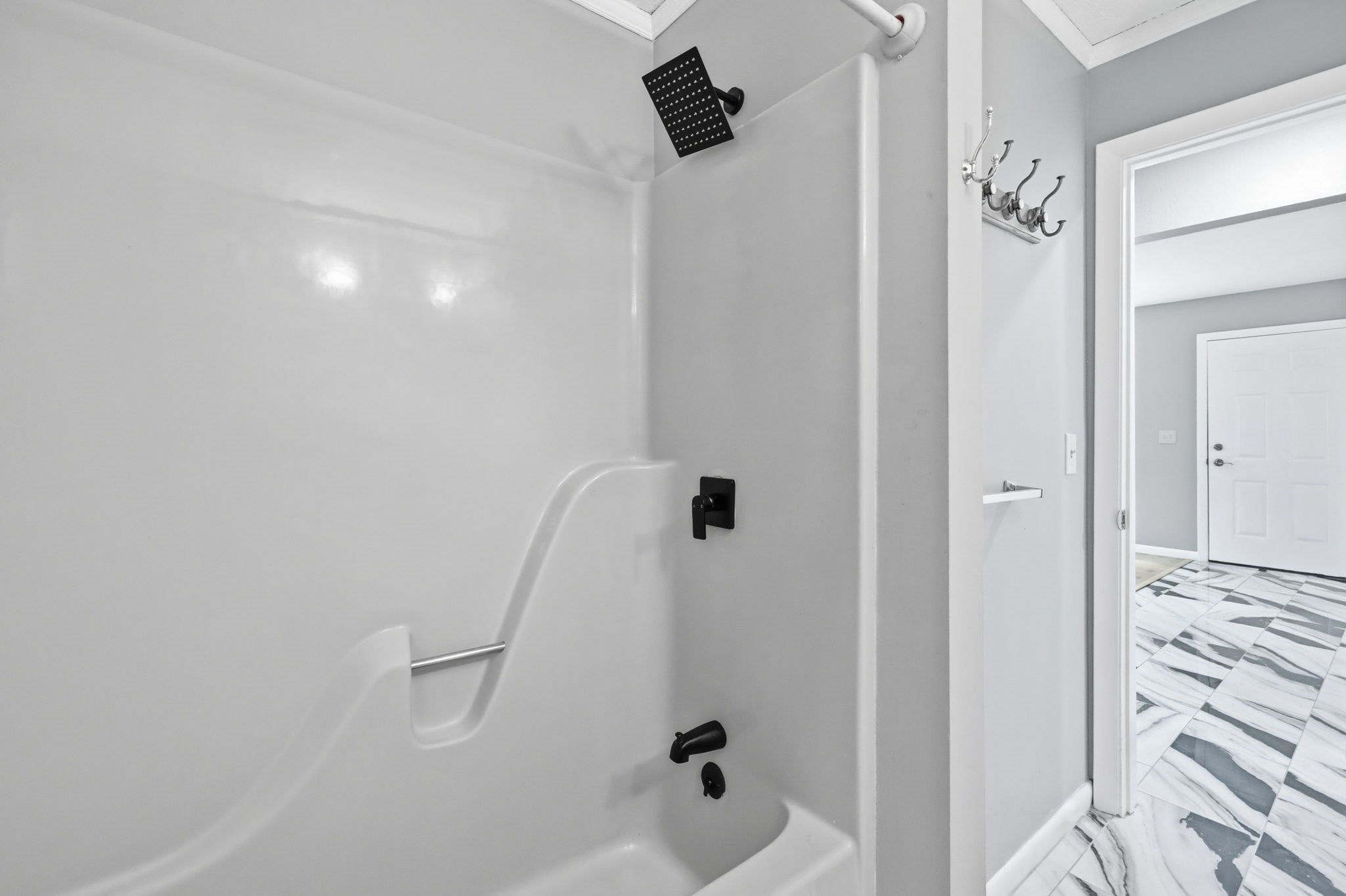 5 Timber Ln, Holyoke, MA, 5 Timber Ln, Holyoke, MA Photo #17