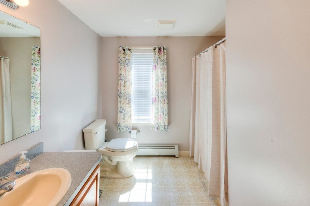 11 Hyland Ave, Leicester, MA, 11 Hyland Ave, Leicester, MA Photo #20