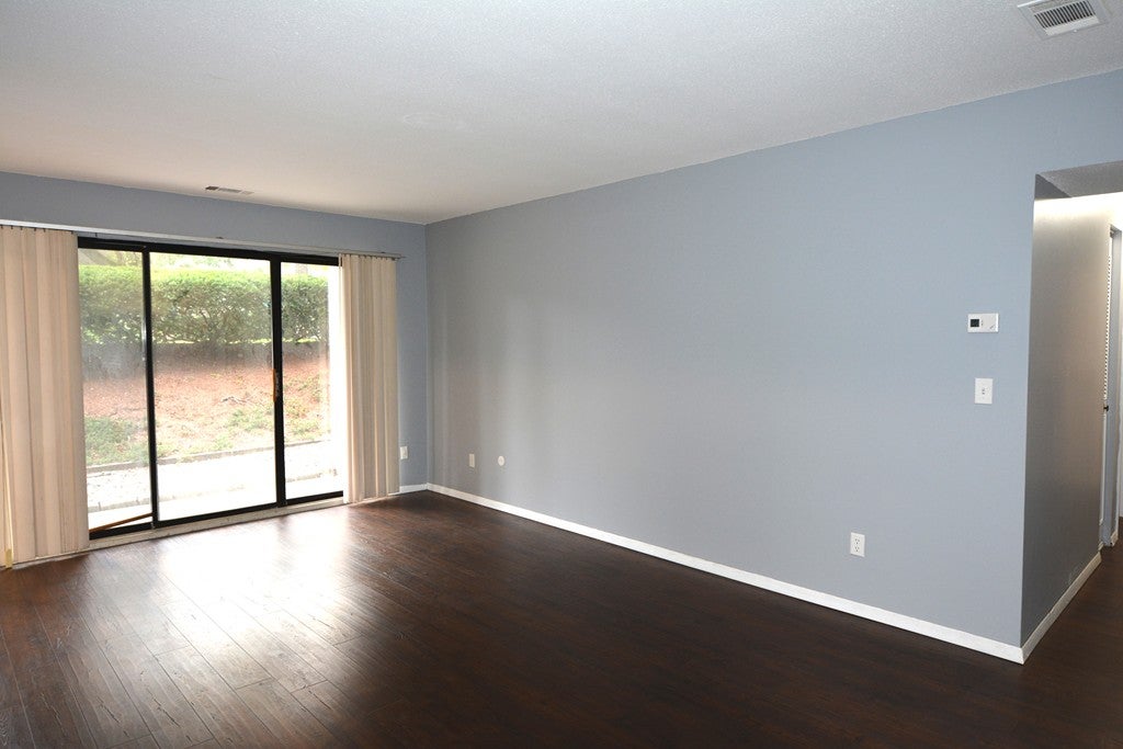 Photo of 40 Shrewsbury Green Dr, Shrewsbury, MA