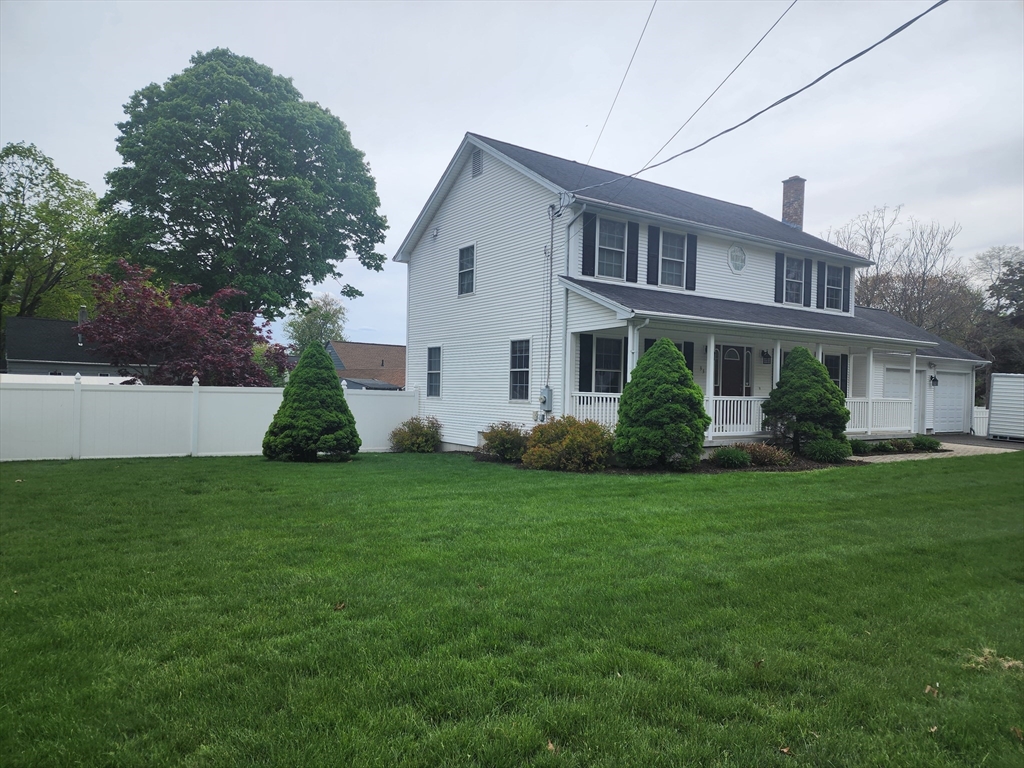 33 Guerin St, Chicopee, MA Photo #2