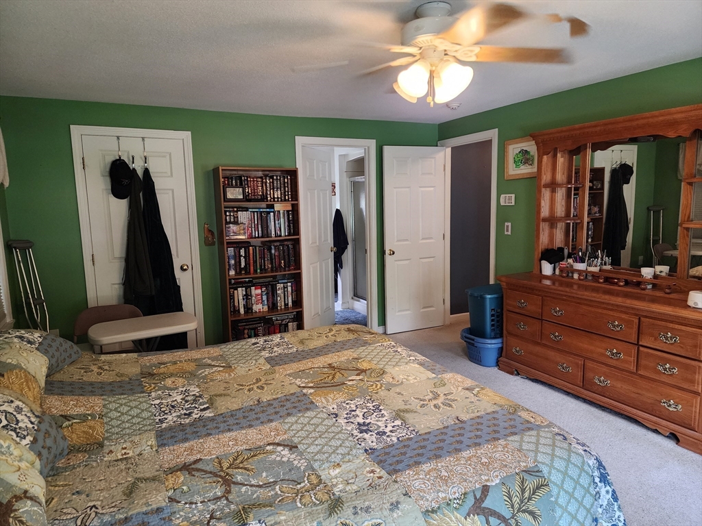 33 Guerin St, Chicopee, MA Photo #19