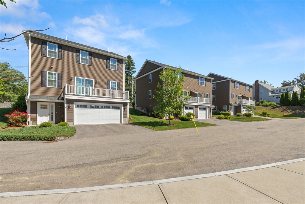 4 Fairview St 8