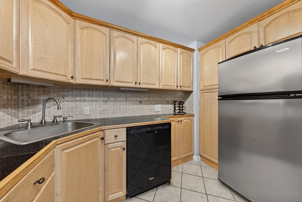 273 Cambridge Road #508, Woburn, MA Photo #7