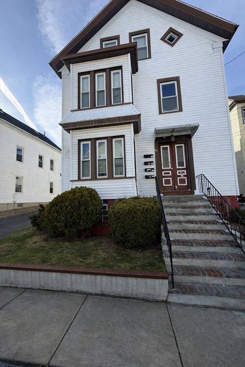 21 Reynolds St New Bedford MA 02740