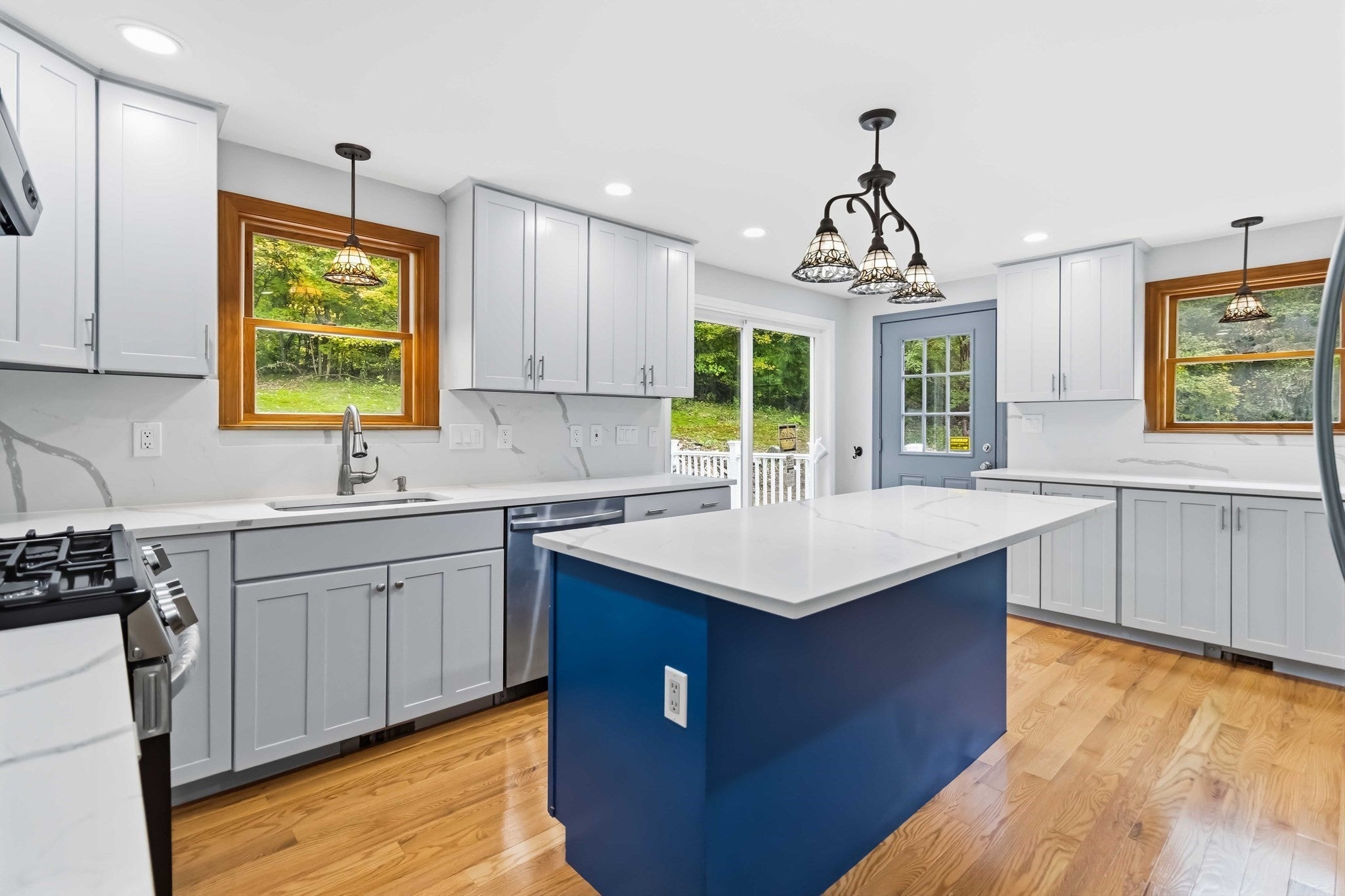 2 Granite St, Millbury, MA, 2 Granite St, Millbury, MA Photo #9