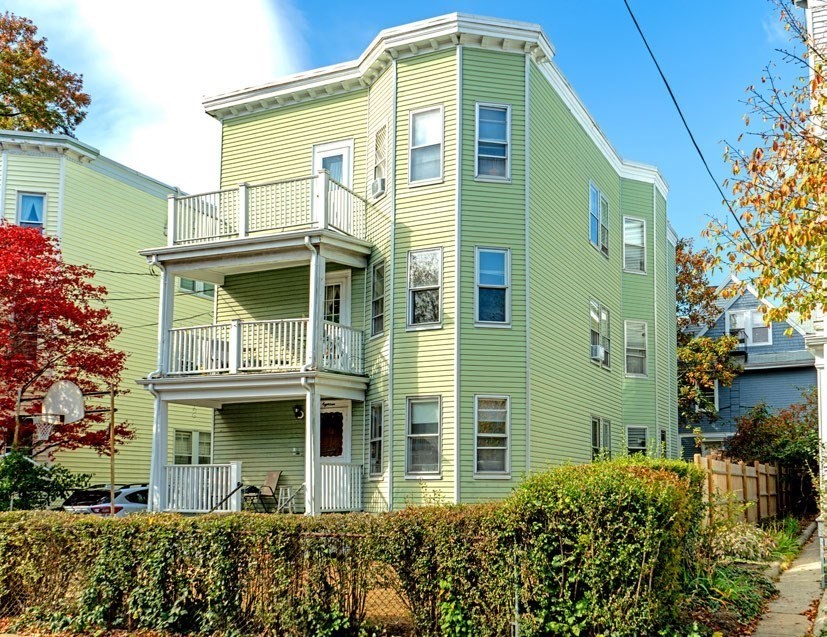 18 Fainwood Cir