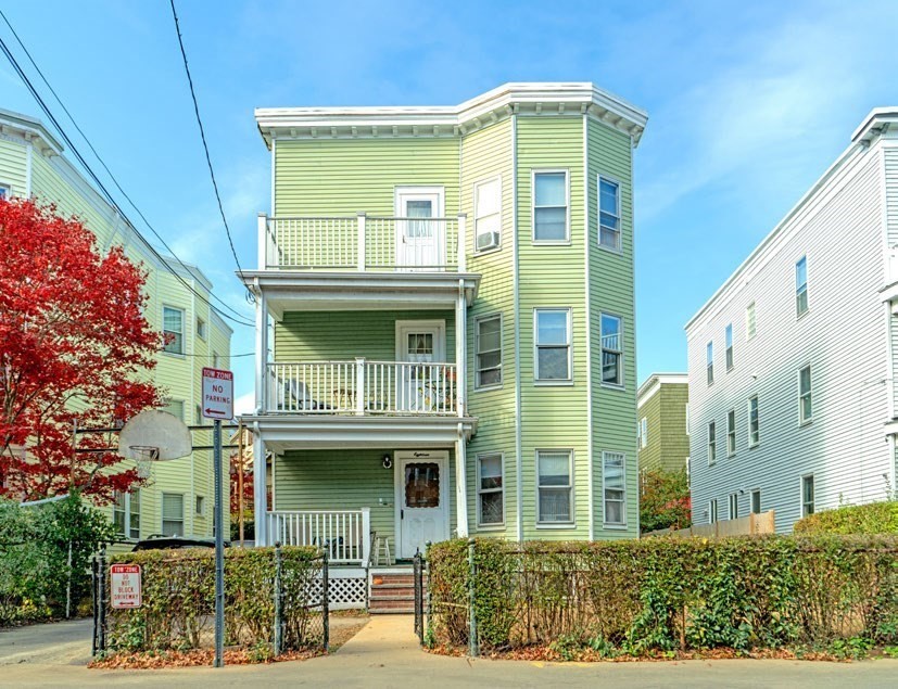 18 Fainwood Cir