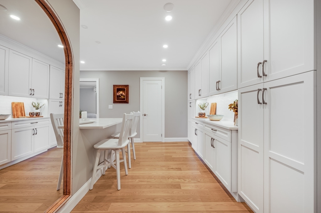 85 E India Row 34G