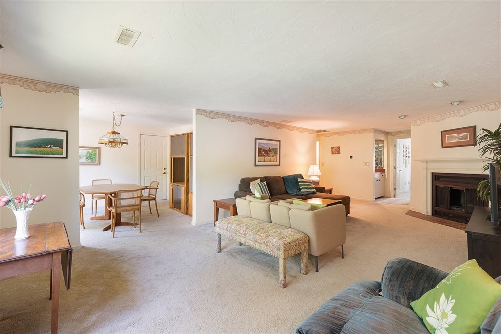 225 Lincoln St. B5