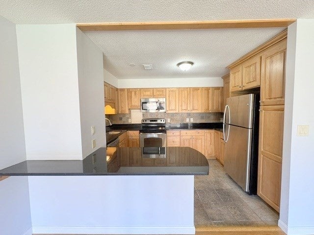 1002 Paradise Rd #3R, Swampscott, MA, 1002 Paradise Rd #3R, Swampscott, MA Photo #12
