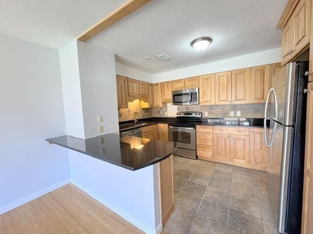 1002 Paradise Rd #3R, Swampscott, MA, 1002 Paradise Rd #3R, Swampscott, MA Photo #8