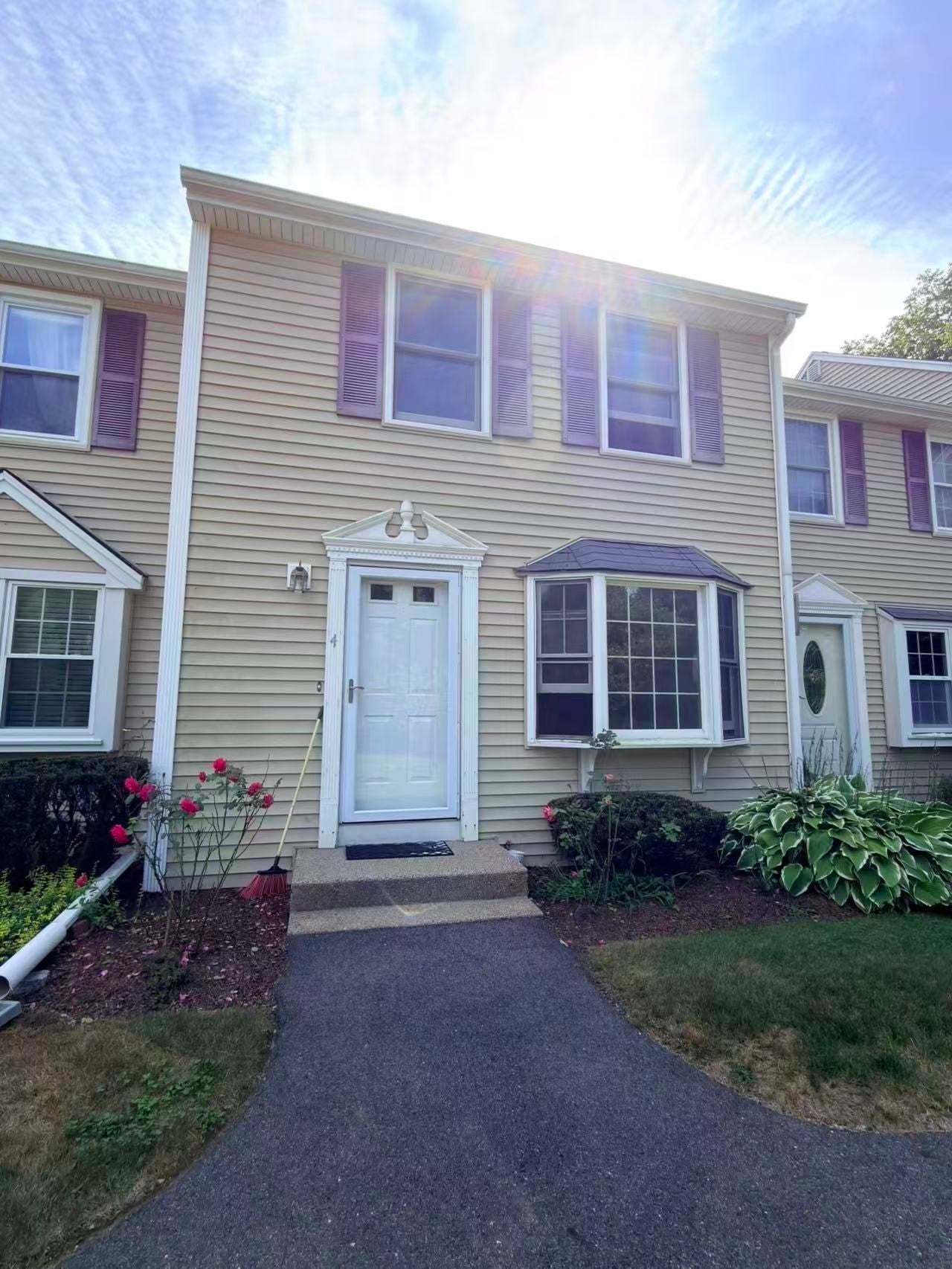 136 N Washington St #4, Norton, MA Photo #1