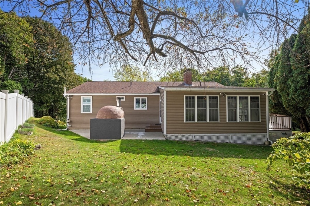 31 Crane St