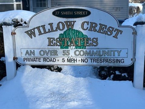 27 Smith St 11 Norton MA 02766