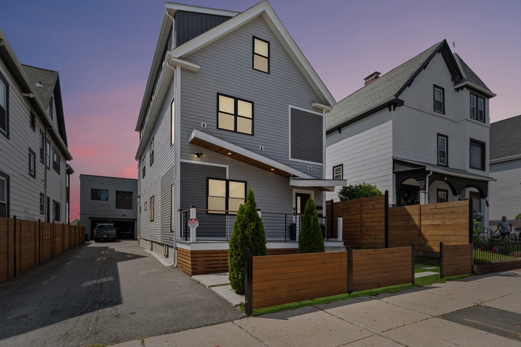340 Main St