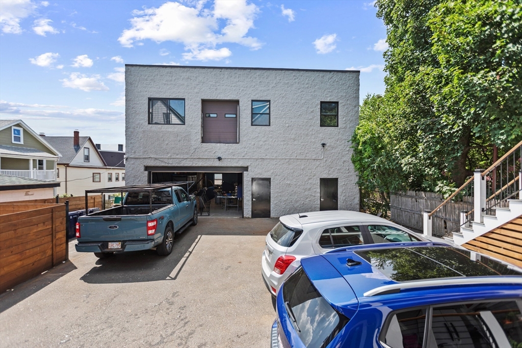 340 Main St