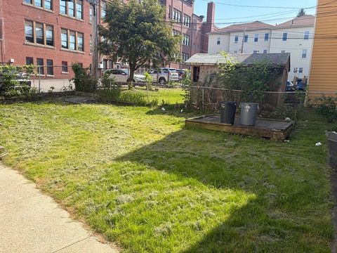 Photo of 107 Endicott Street #1, Worcester, MA 01610 (MLS # 73532126)