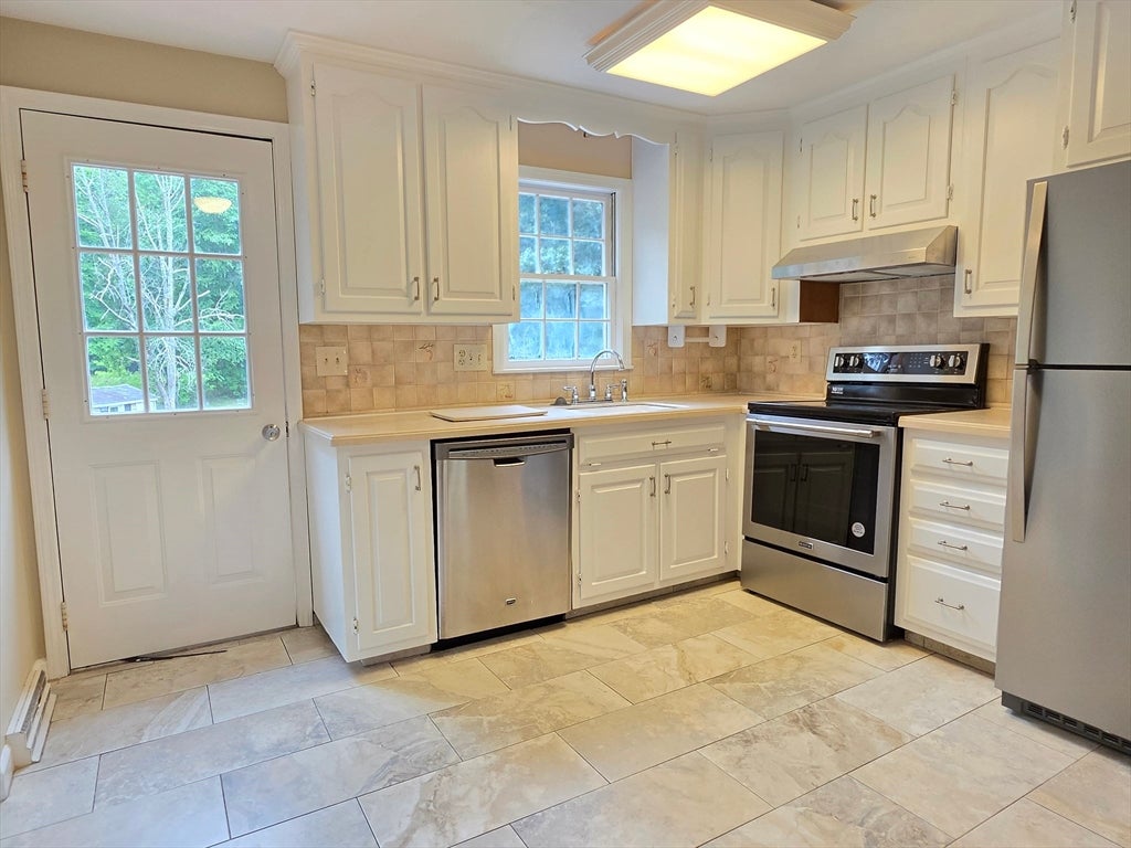 8 Woodridge Ln, Ashland, MA, 8 Woodridge Ln, Ashland, MA Photo #16
