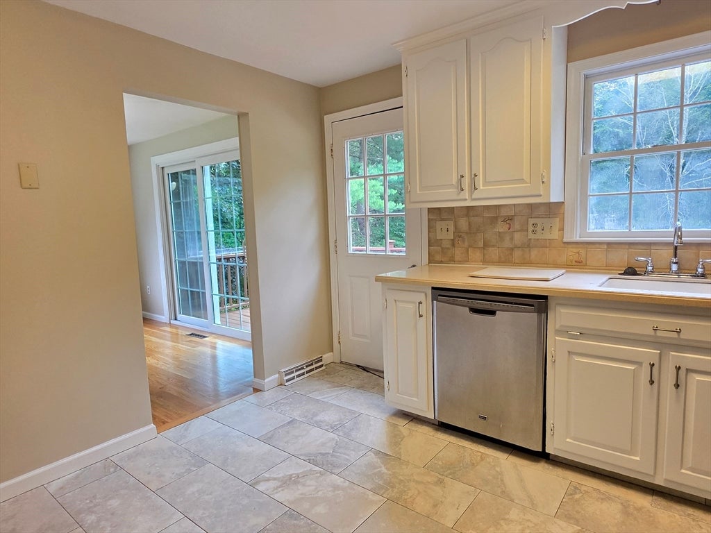 8 Woodridge Ln, Ashland, MA, 8 Woodridge Ln, Ashland, MA Photo #14