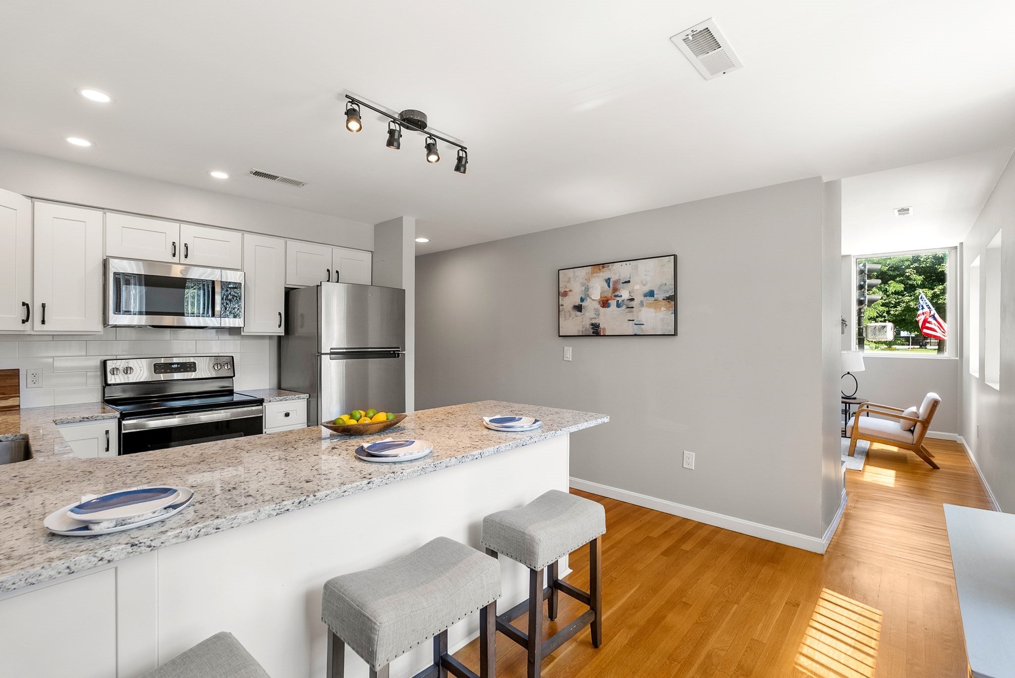 356-358 Main Street #10, Boston, MA Photo #4