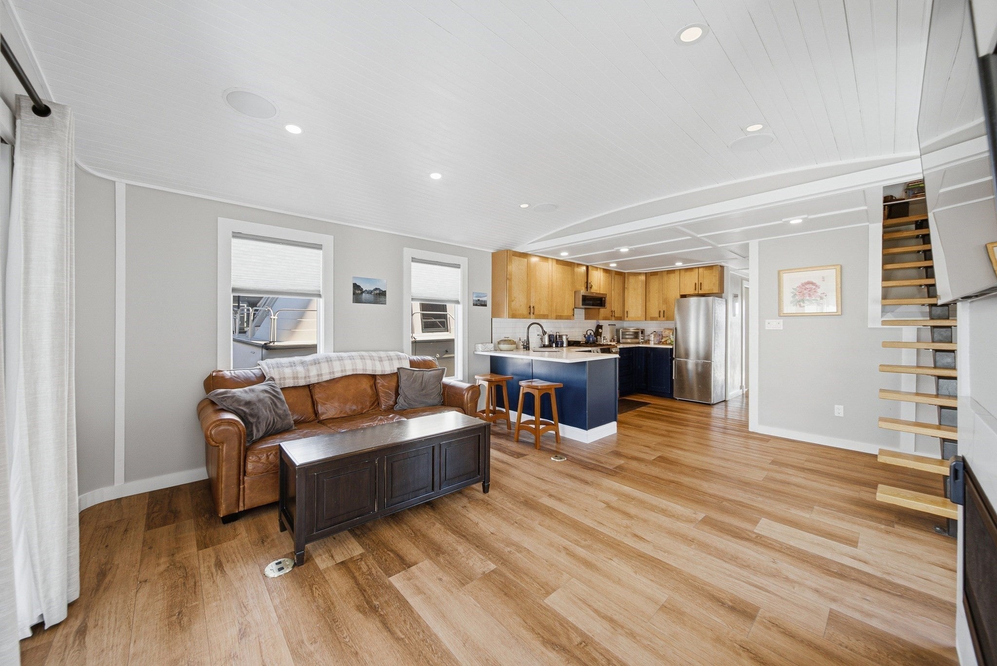 1 Pier 8 13th St B