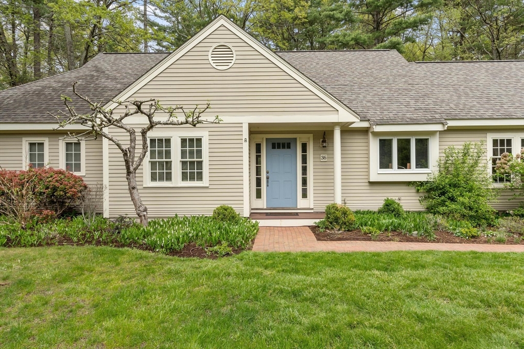 36 Pickman Dr 36