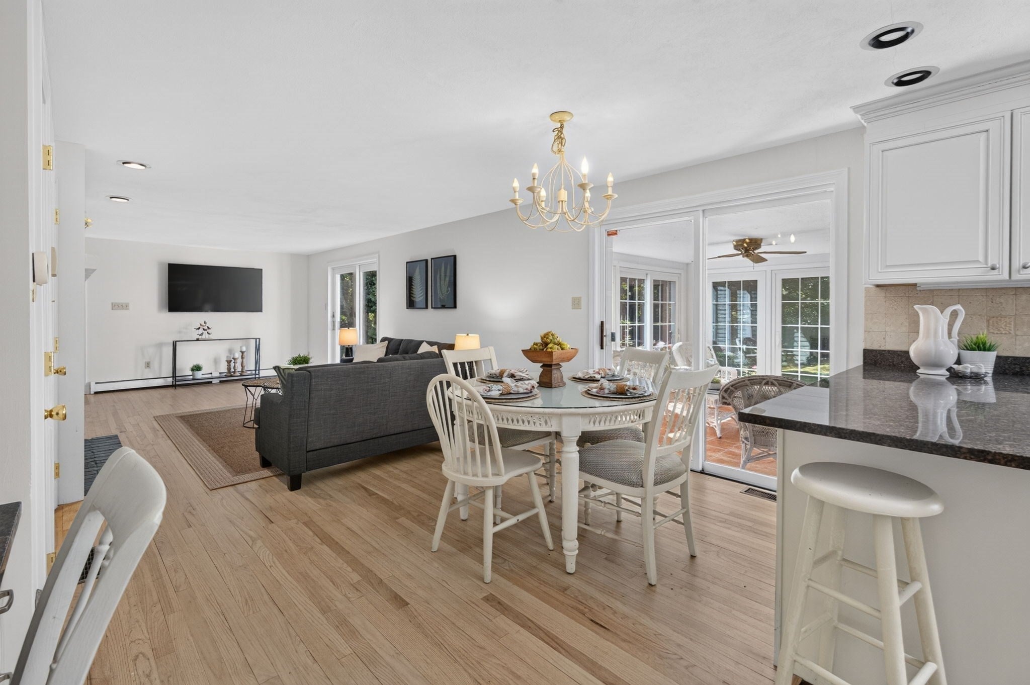 132 Brentwood Cir, North Andover, MA, 132 Brentwood Cir, North Andover, MA Photo #13