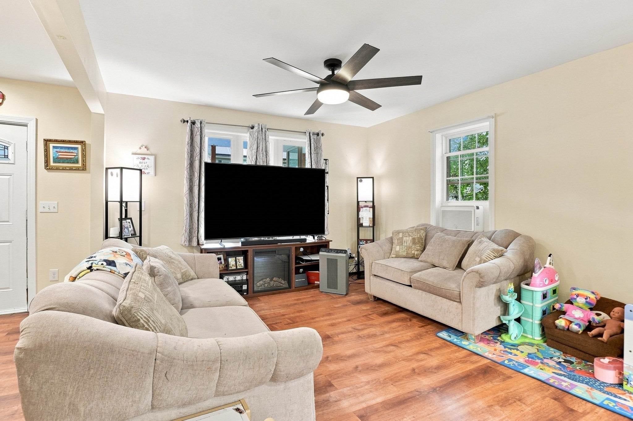 111 Pinedale Avenue, Athol, MA, 111 Pinedale Avenue, Athol, MA Photo #4
