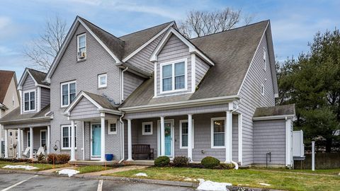 700 Lees River Ave 15 Somerset MA 02725