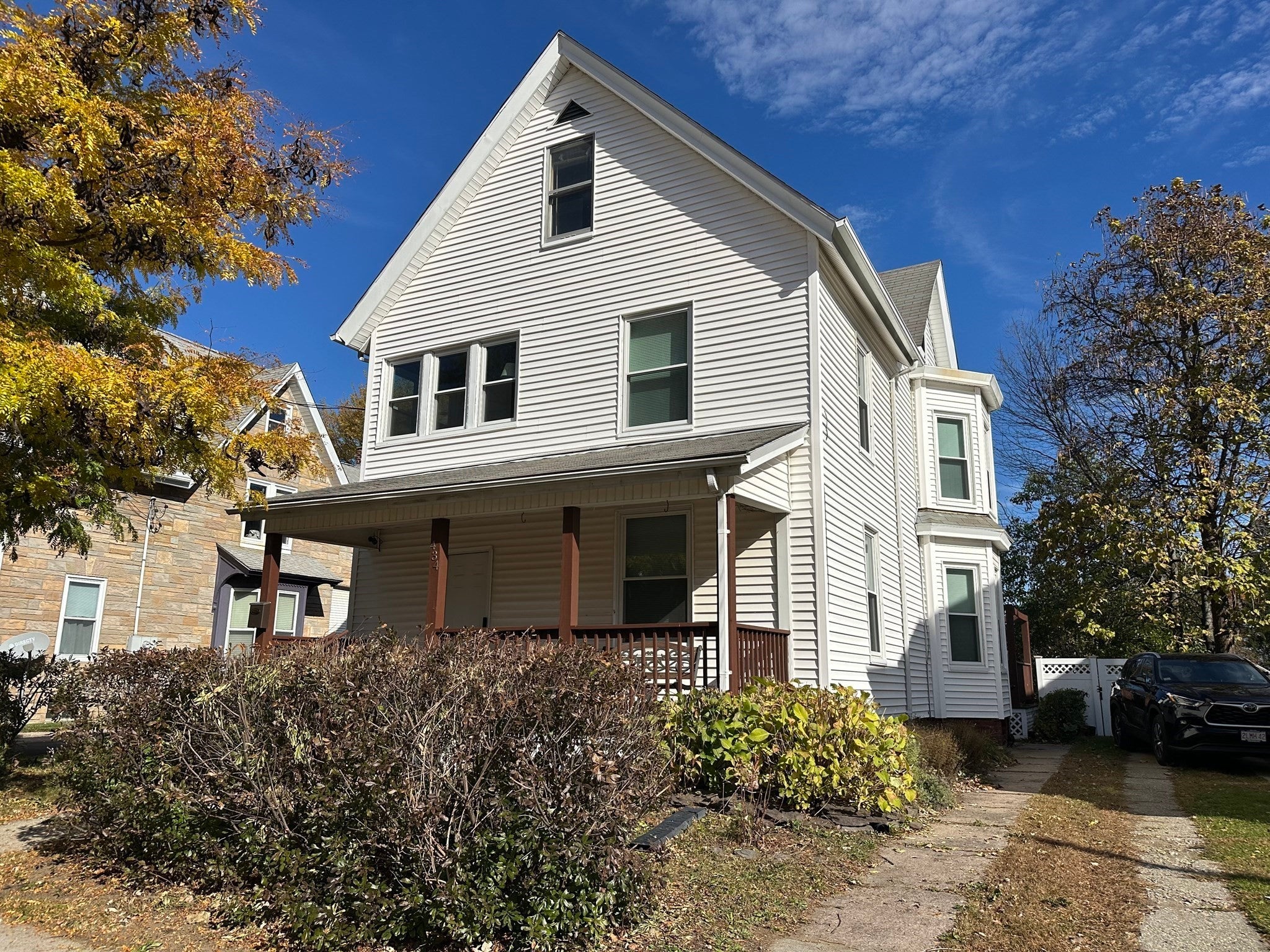 434 Pleasant St, Holyoke, MA Photo #1