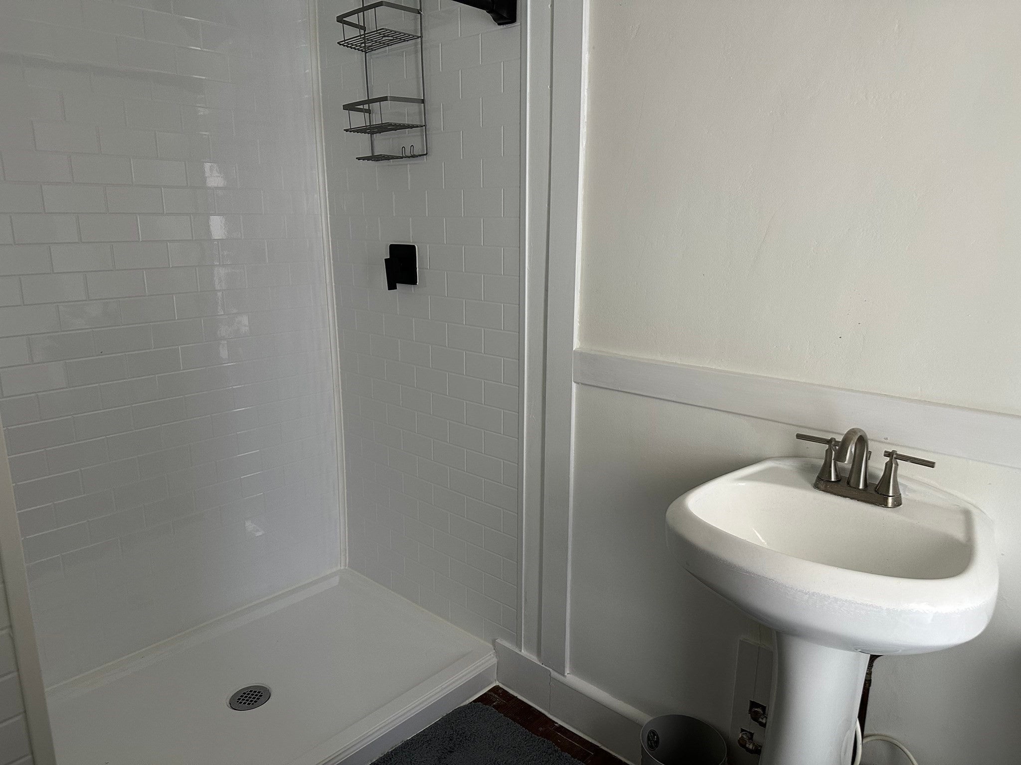 434 Pleasant St, Holyoke, MA Photo #15
