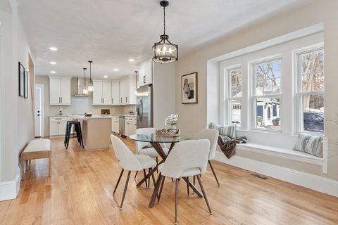 Photo of 42 N Worcester Ave, Worcester, MA 01606 (MLS # 73461727)