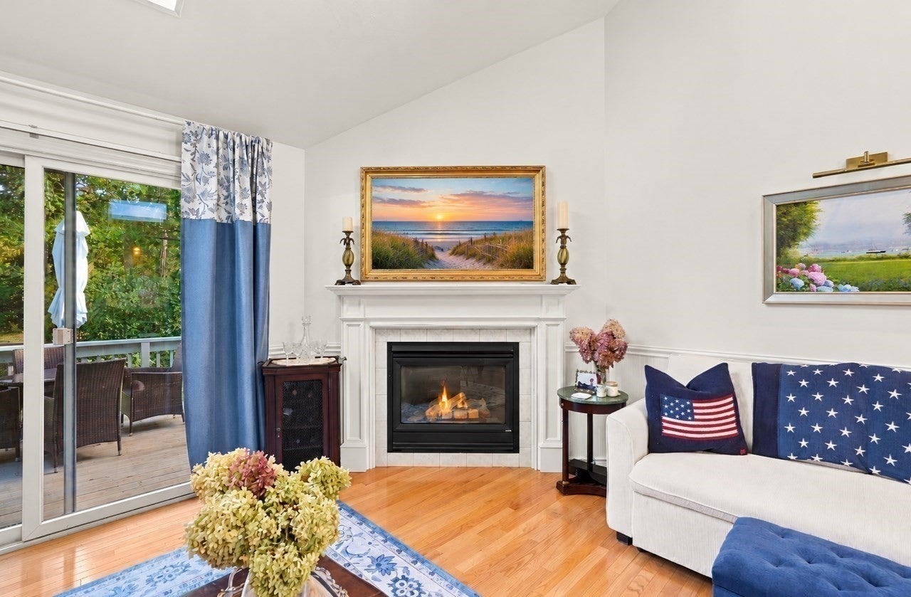 393 North Falmouth Hywy Hwy #1, Falmouth, MA, 393 North Falmouth Hywy Hwy #1, Falmouth, MA Photo #12
