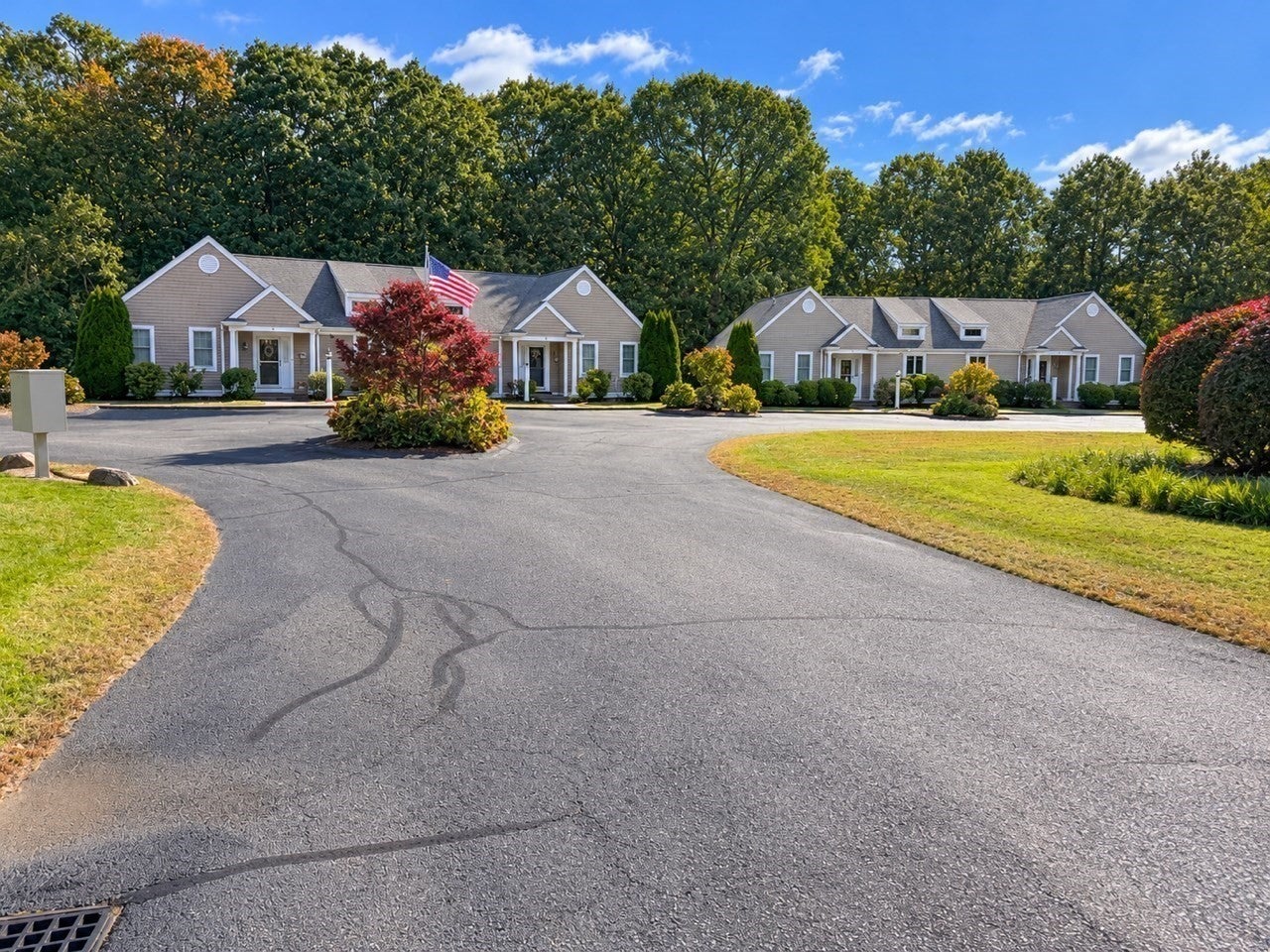 393 North Falmouth Hywy Hwy #1, Falmouth, MA, 393 North Falmouth Hywy Hwy #1, Falmouth, MA Photo #3