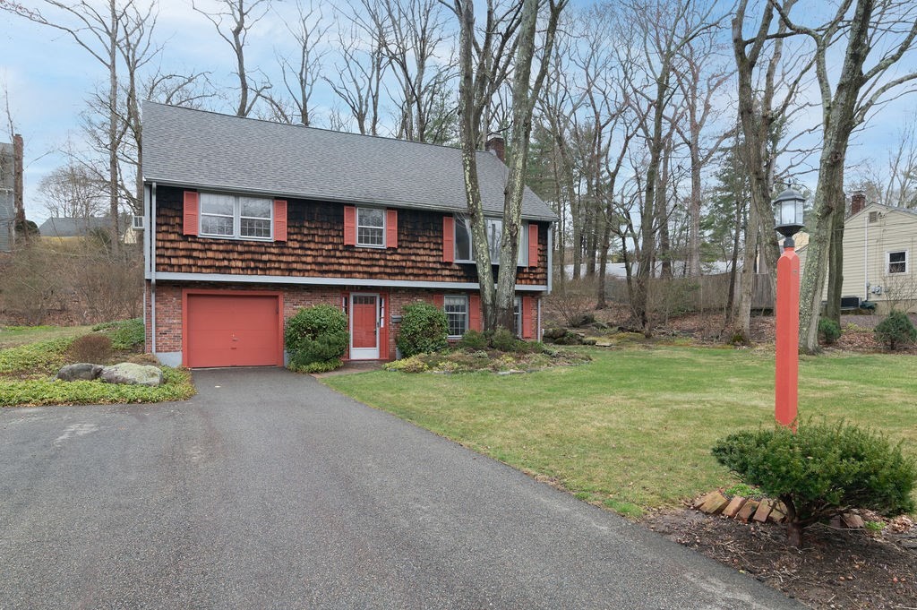 107 Old Country Way
