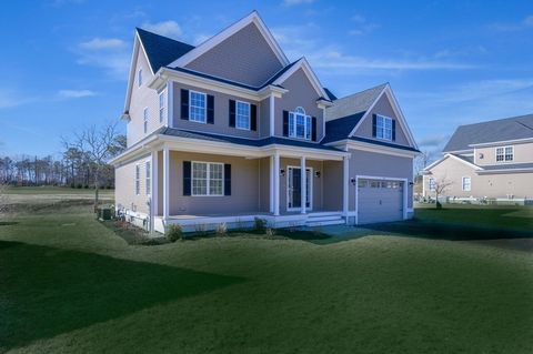 Single Family Residence in Falmouth MA 32 Cape Club Road.jpg