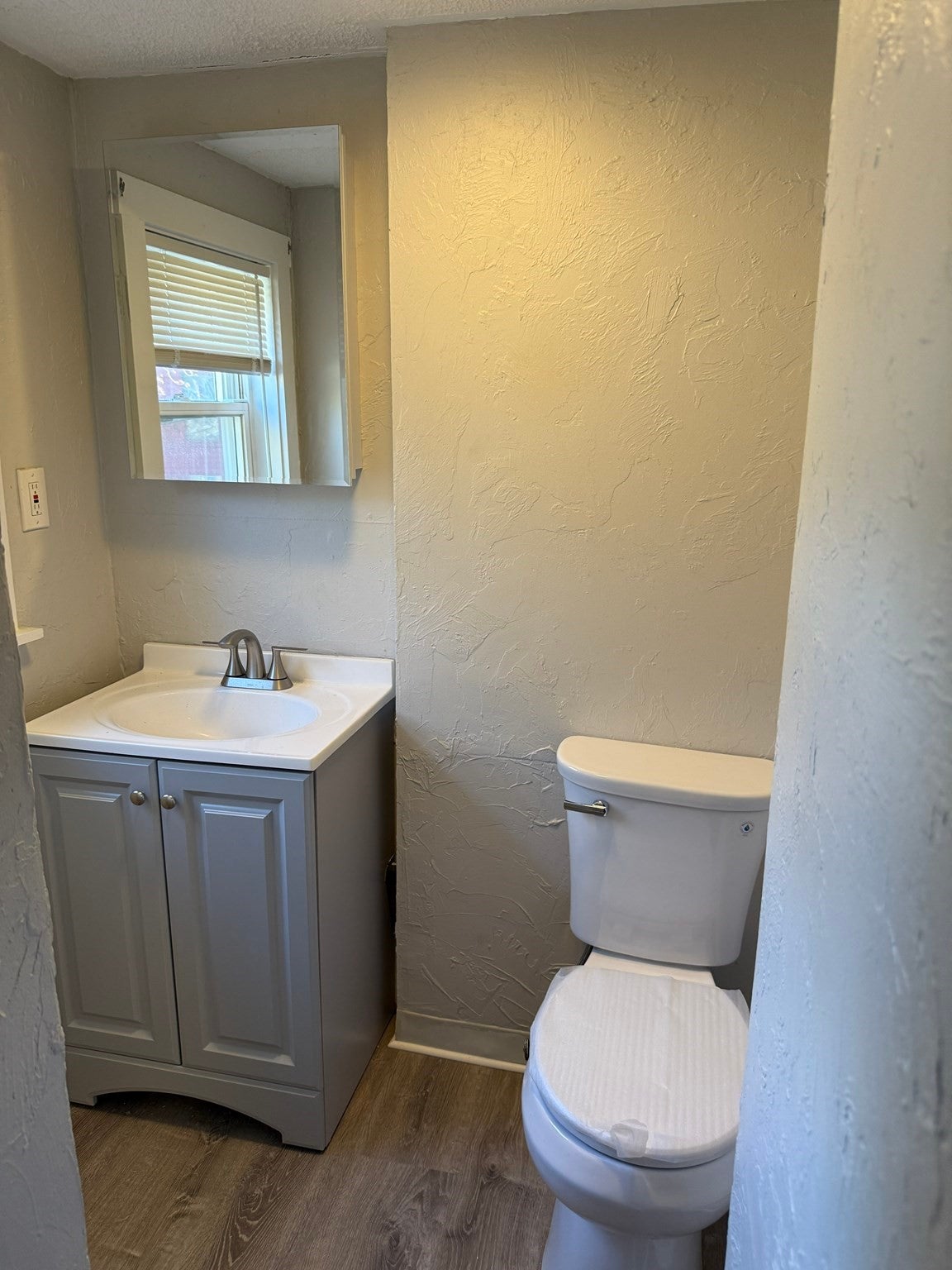 4 - 6 Sutton Road, Millbury, MA, 4 - 6 Sutton Road, Millbury, MA Photo #12