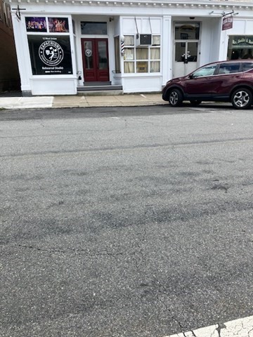 12A W. Union St