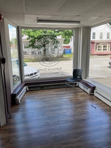 12A W. Union St