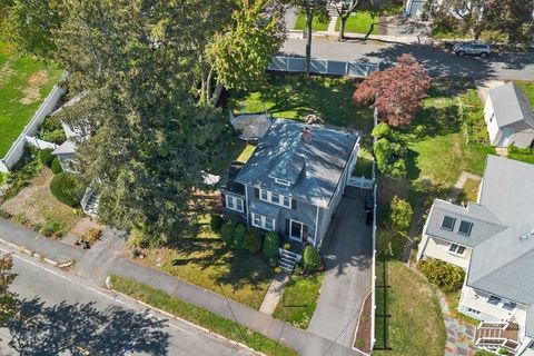 207 Park St Stoneham MA 02180