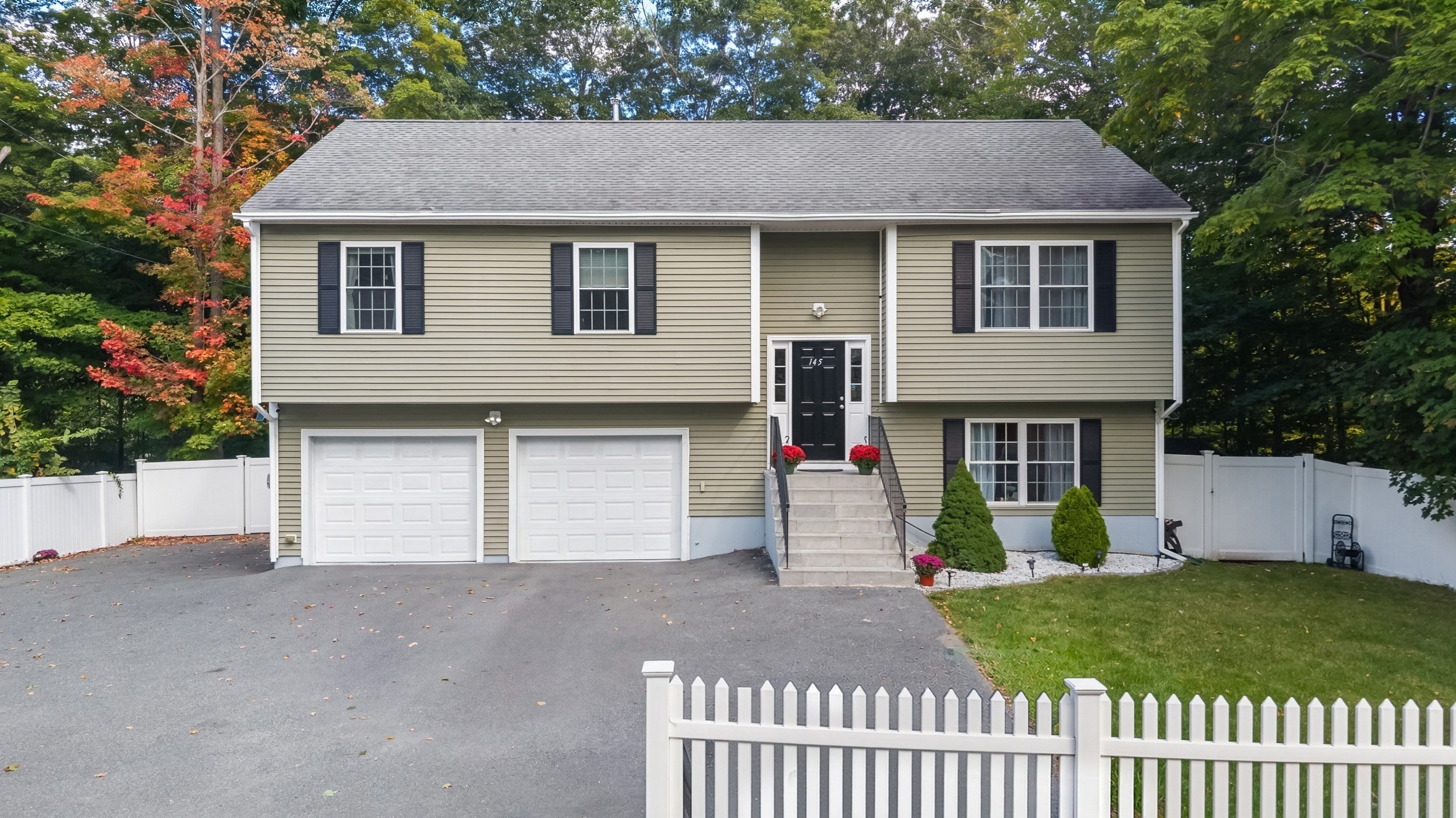 145 Worcester St, West Boylston, MA, 145 Worcester St, West Boylston, MA Photo #4