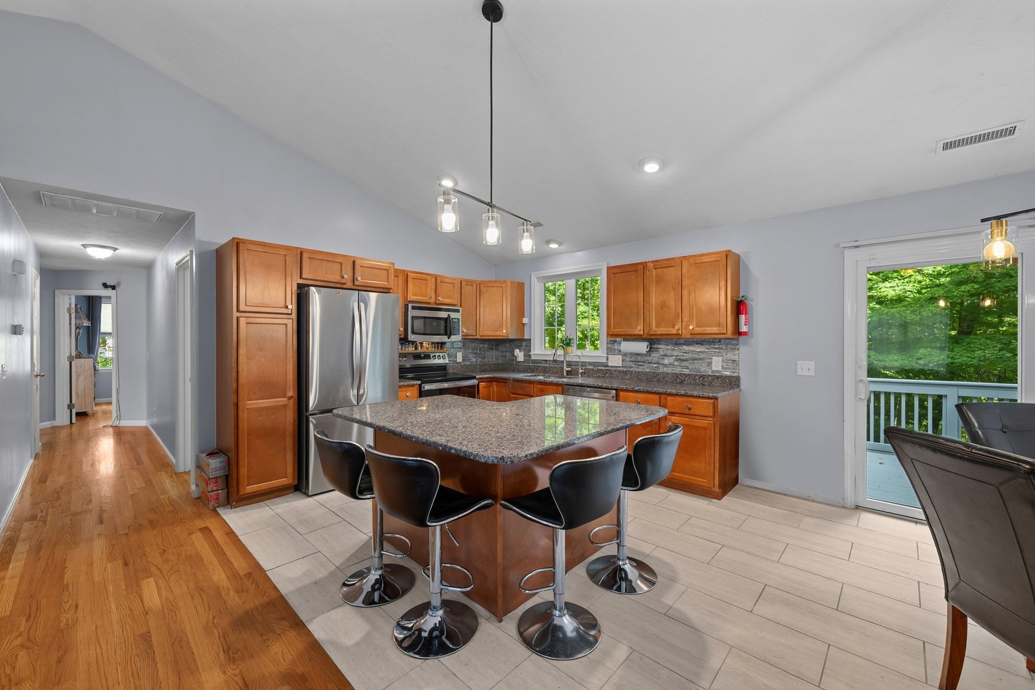 145 Worcester St, West Boylston, MA, 145 Worcester St, West Boylston, MA Photo #11