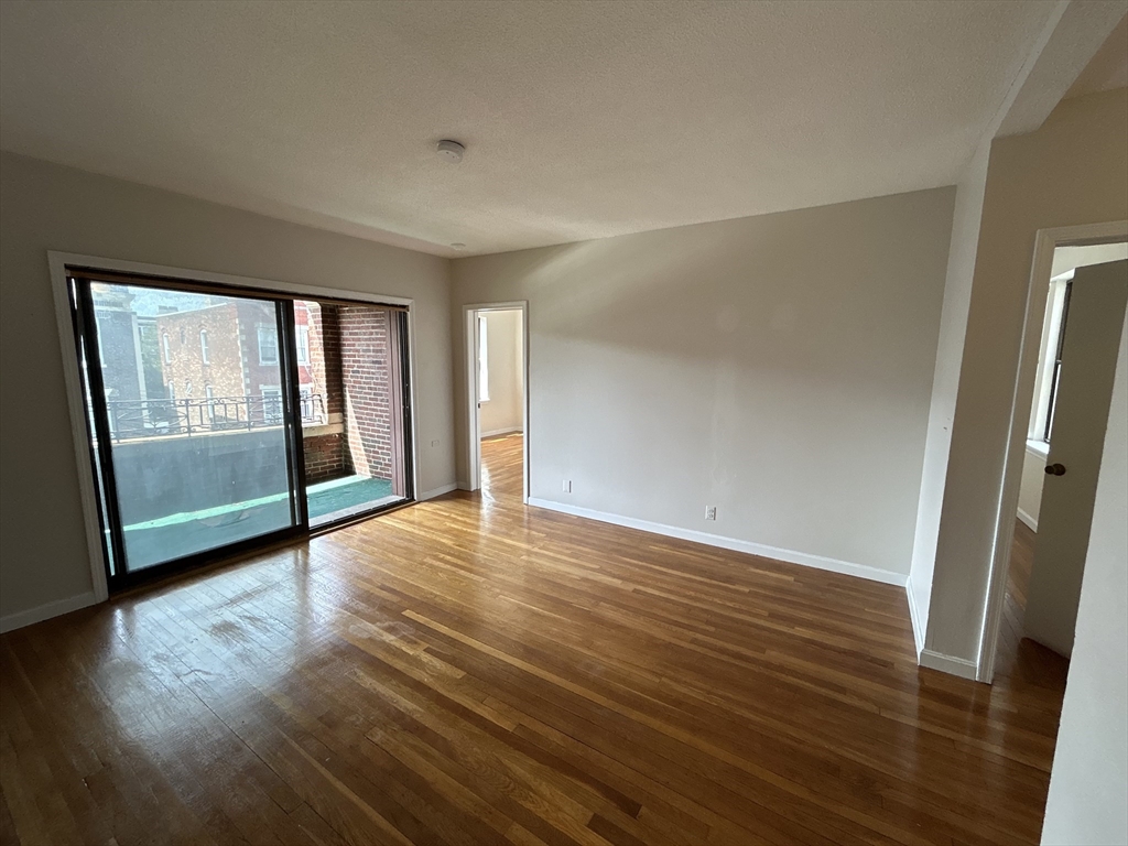 317 Summit Ave 9
