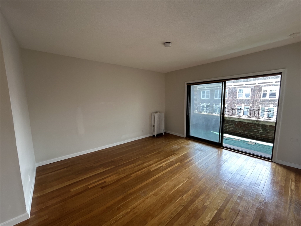 317 Summit Ave 9