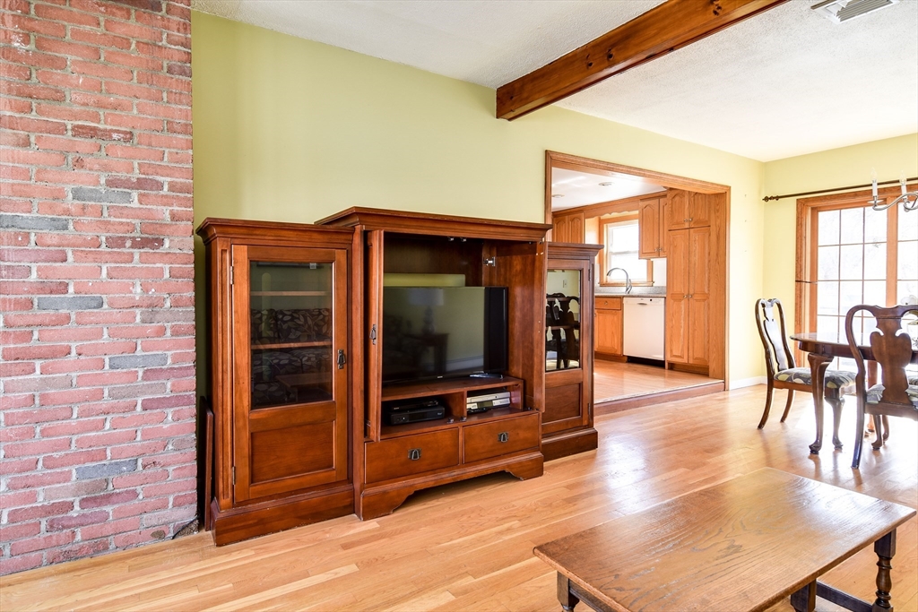 8 Edwards Road Aka 12