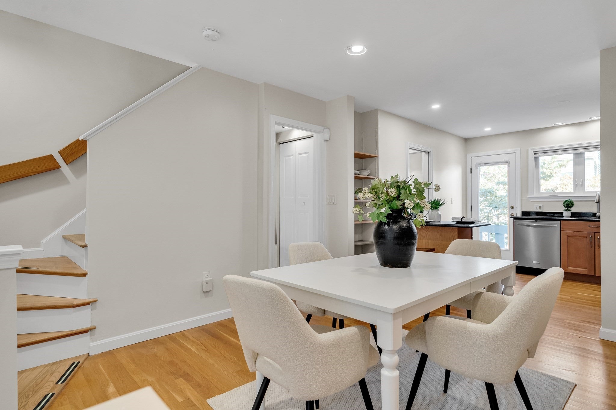 27 Lopez St #27, Cambridge, MA Photo #12