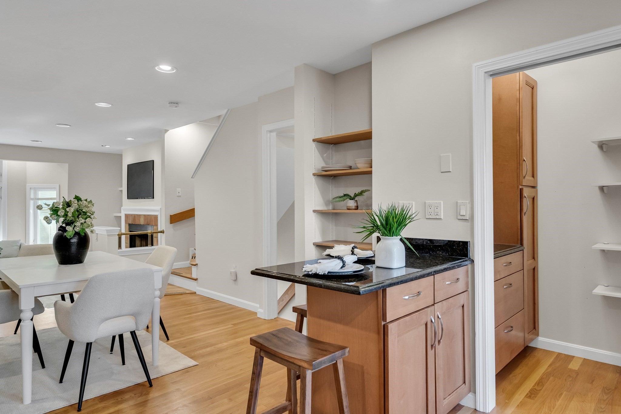 27 Lopez St #27, Cambridge, MA Photo #18
