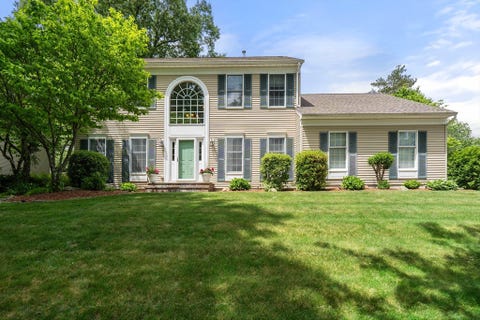 Photo of 15 Winthrop Dr, Franklin, MA 02038 (MLS # 73533211)