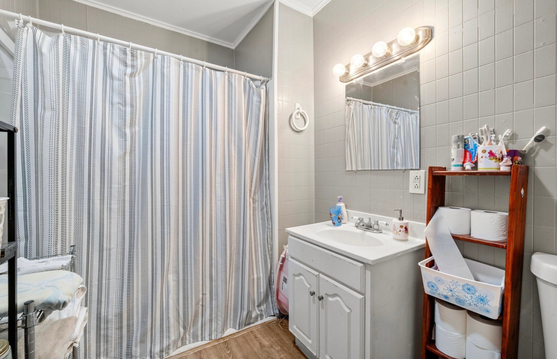 27 Henry ST, Southbridge, MA, 27 Henry ST, Southbridge, MA Photo #4
