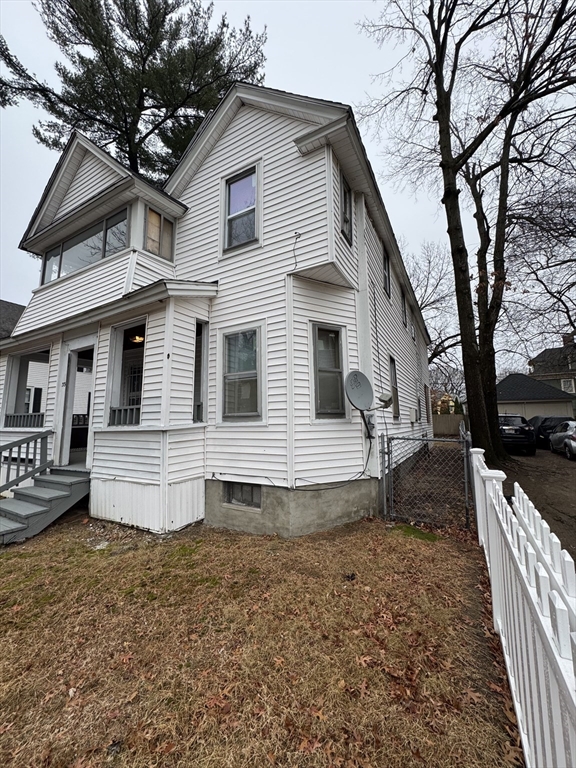 33 Forest St